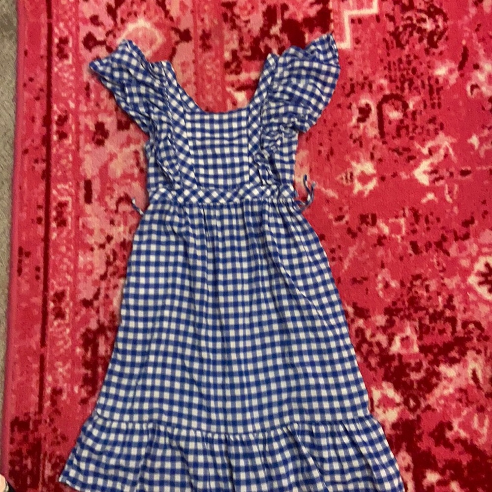 Girls dress